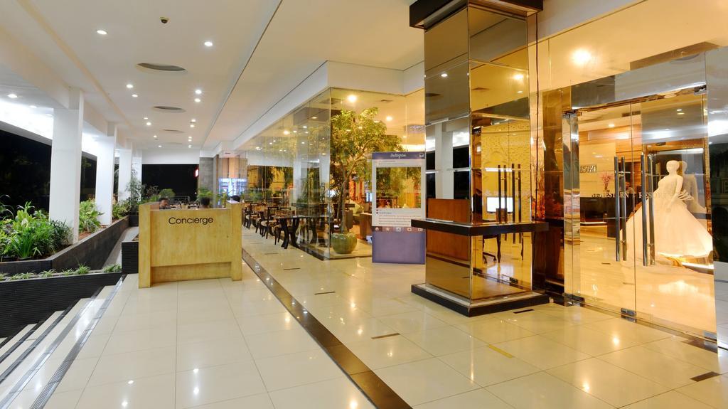 Elvour Hotel Serpong Tangerang Luaran gambar