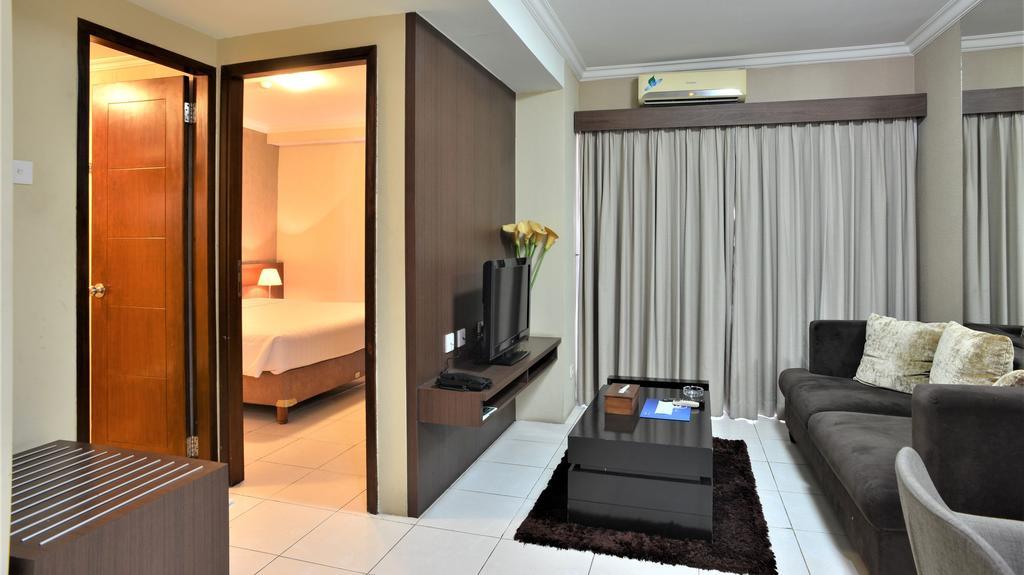 Elvour Hotel Serpong Tangerang Bilik gambar