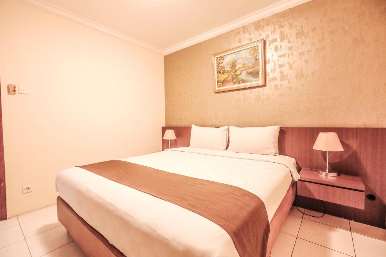 Elvour Hotel Serpong Tangerang Luaran gambar